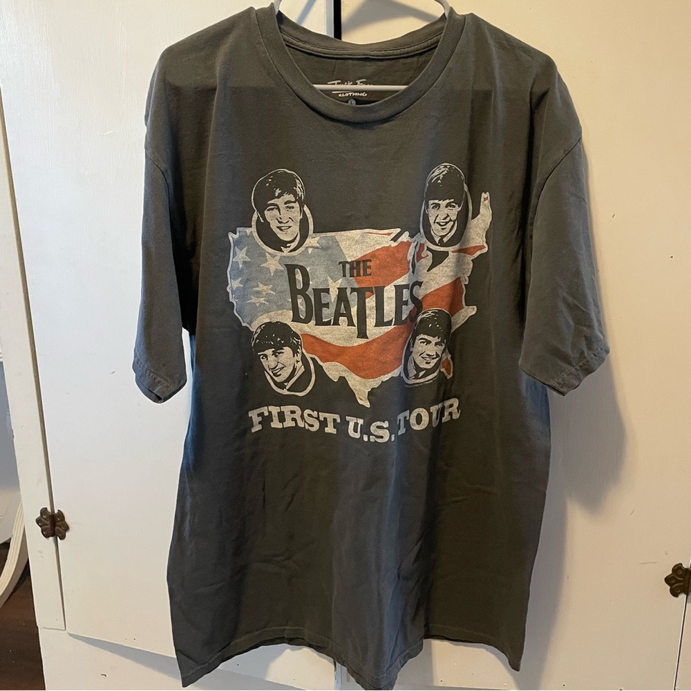Junk Food Clothing The Beatles First U.S. Tour Unisex T-Shirt - Dark Gray NWOT